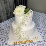 Wedding Cake - Image 3